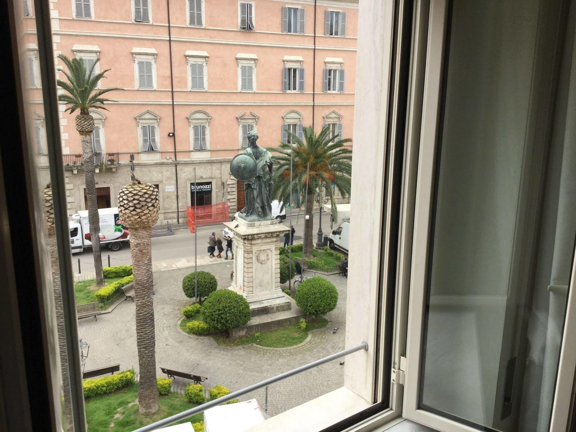 Dietro Piazza أسكولي بيتشينو المظهر الخارجي الصورة